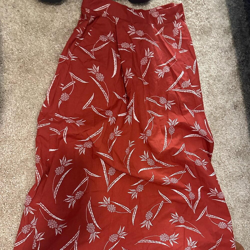 Ann Taylor Factory Floral Midi Skirt - Size 2 - Rust/Coral